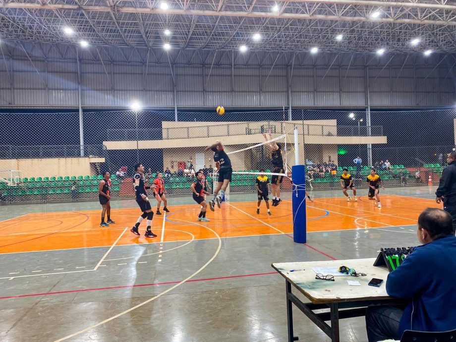 1ª Rodada do Campeonato Municipal de Voleibol 2025 agitou o Ginásio “Eduardo Milanez”