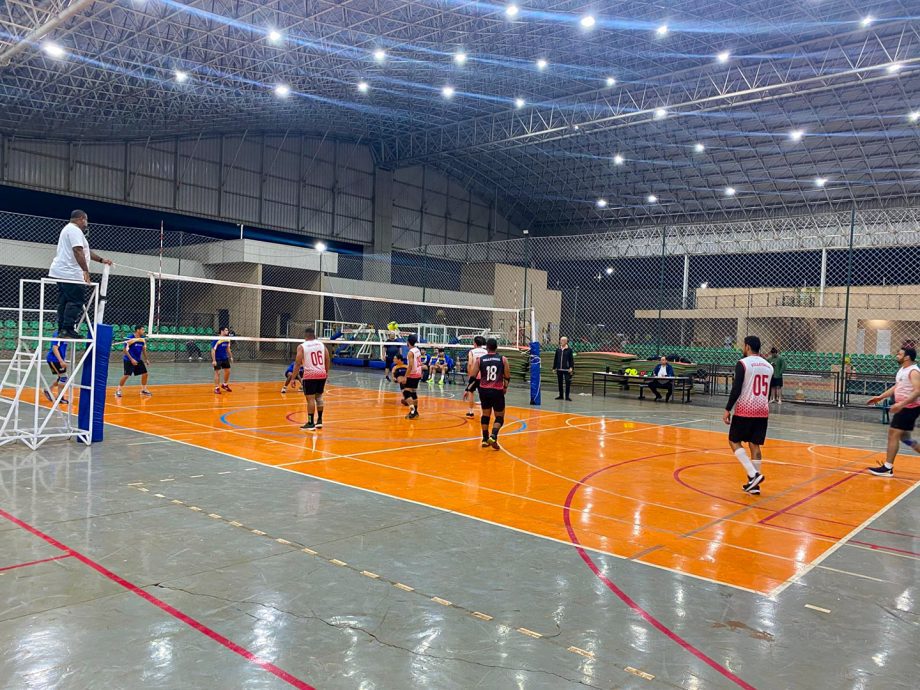1ª Rodada do Campeonato Municipal de Voleibol 2025 agitou o Ginásio “Eduardo Milanez”