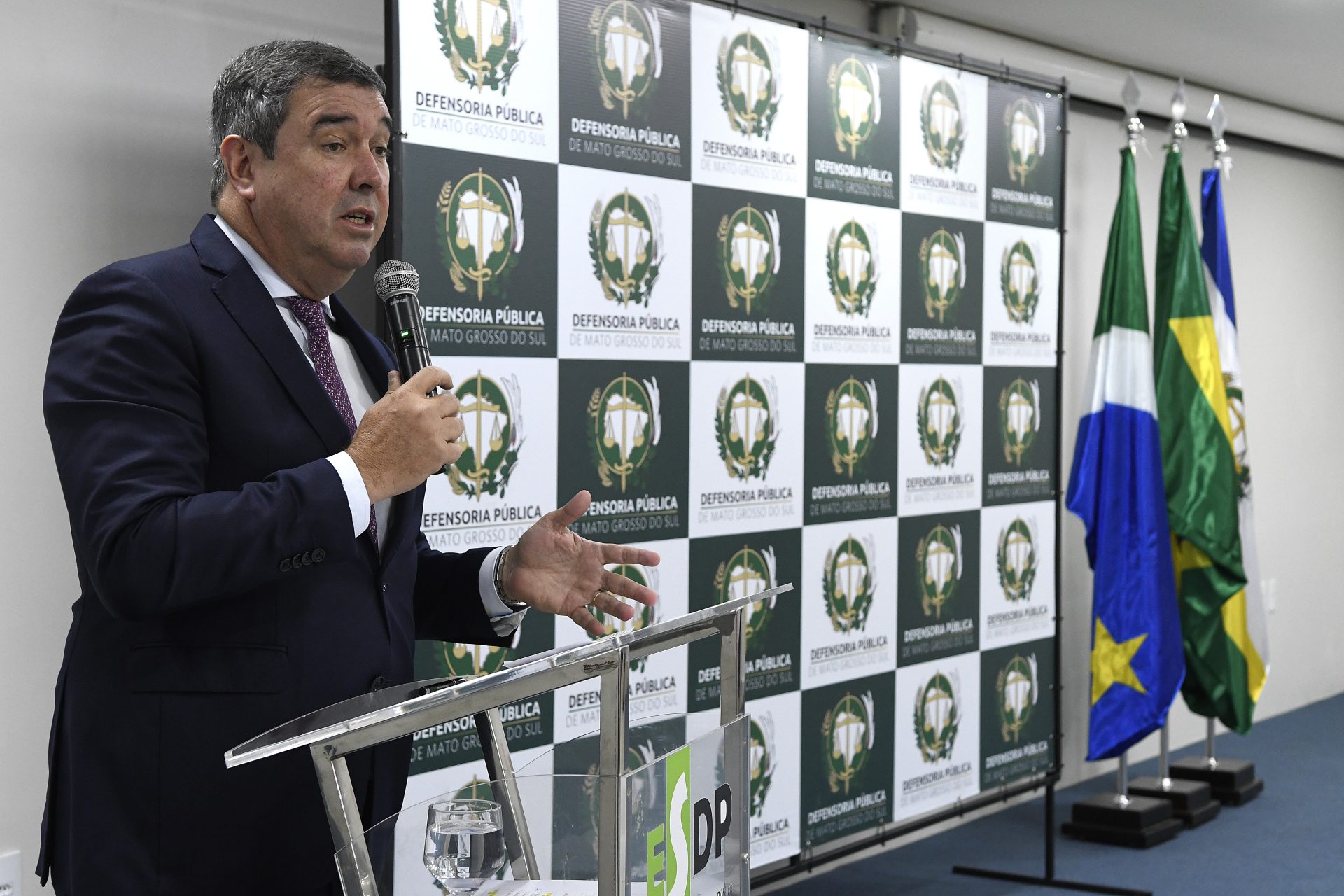 Em encontro com defensores públicos, Governo de MS defende inclusão e combate a extrema pobreza