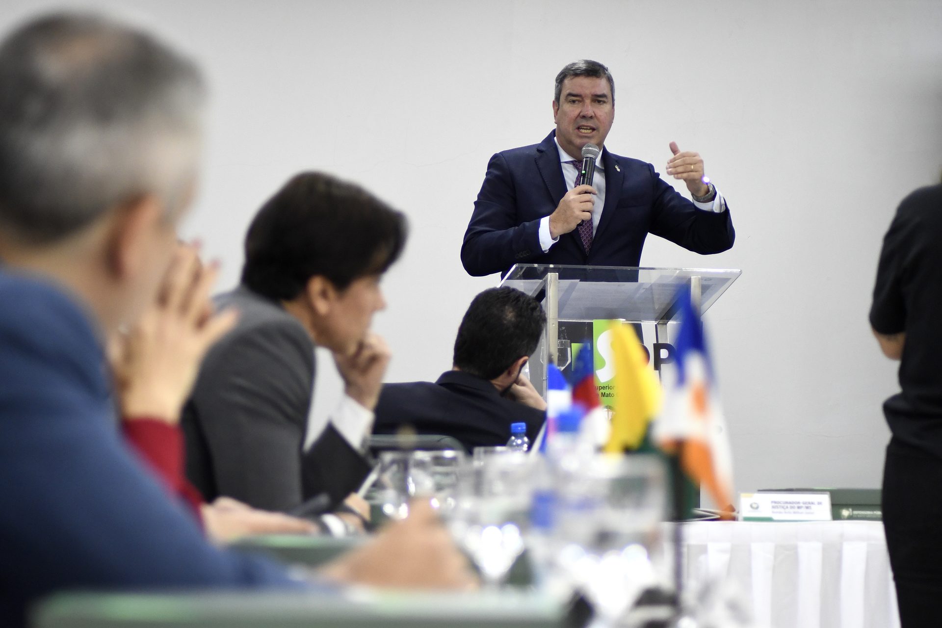 Em encontro com defensores públicos, Governo de MS defende inclusão e combate a extrema pobreza