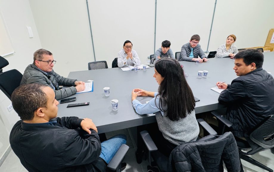 Delegação do Paraguai visita Três Lagoas para conhecer expertise na implantação de grandes indústrias de celulose Delegação do Paraguai visita Três Lagoas para conhecer expertise na implantação de grandes indústrias de celulose