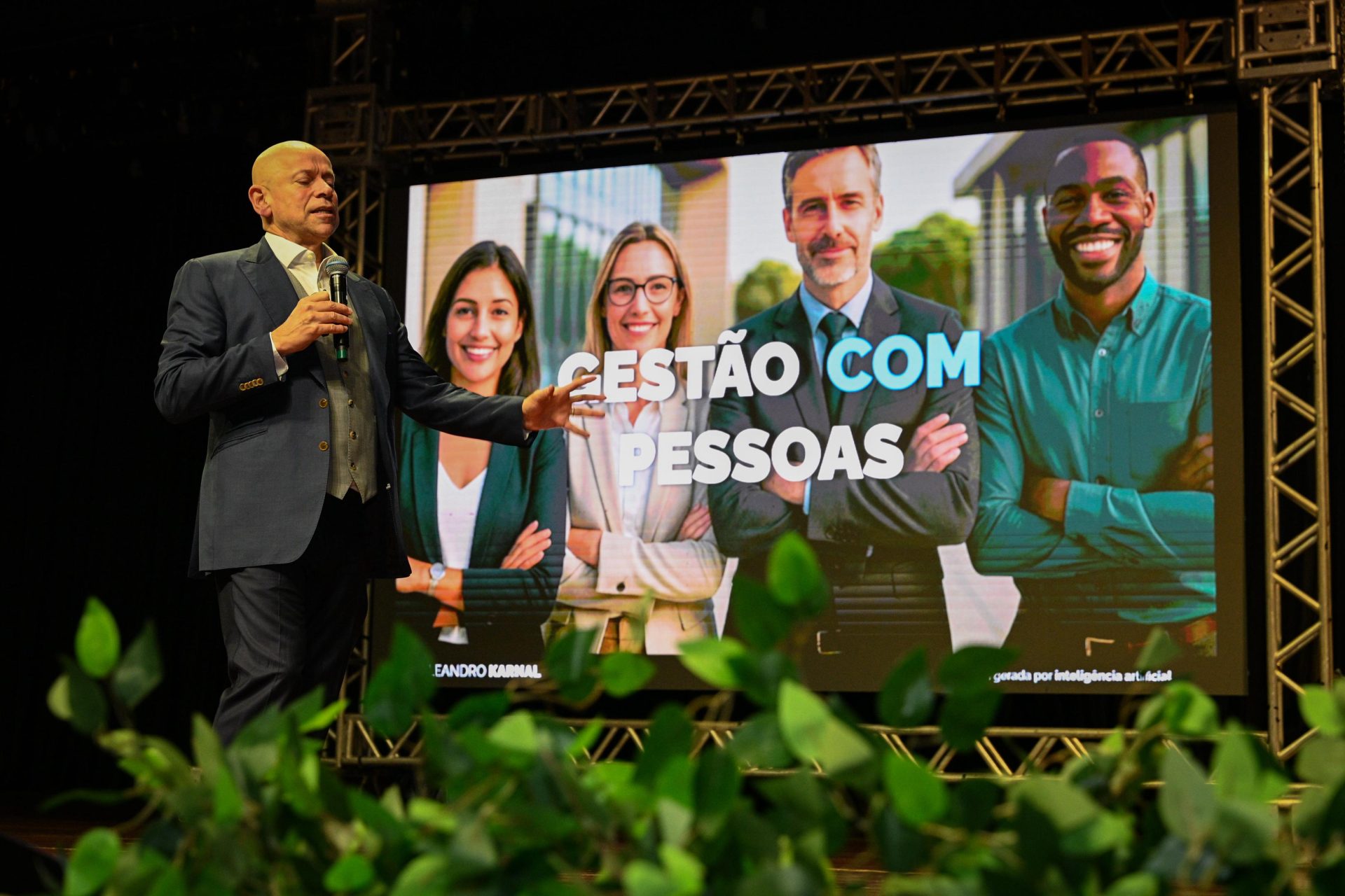 Inteligência emocional e protagonismo na gestão pública são destaques no Encontro de Gestores de Pessoas Inteligência emocional e protagonismo na gestão pública são destaques no Encontro de Gestores de Pessoas