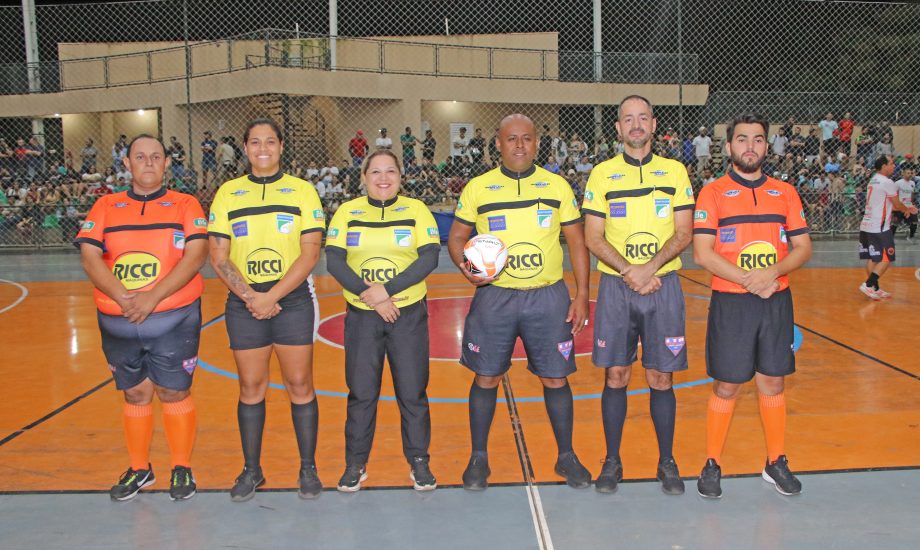 Associação Esportiva Cavaquinho e X1 Jari são os campeões do Campeonato Municipal de Futsal Masculino – Séries A e B Associação Esportiva Cavaquinho e X1 Jari são os campeões do Campeonato Municipal de Futsal Masculino – Séries A e B