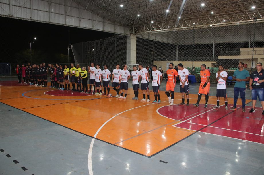 Associação Esportiva Cavaquinho e X1 Jari são os campeões do Campeonato Municipal de Futsal Masculino – Séries A e B Associação Esportiva Cavaquinho e X1 Jari são os campeões do Campeonato Municipal de Futsal Masculino – Séries A e B