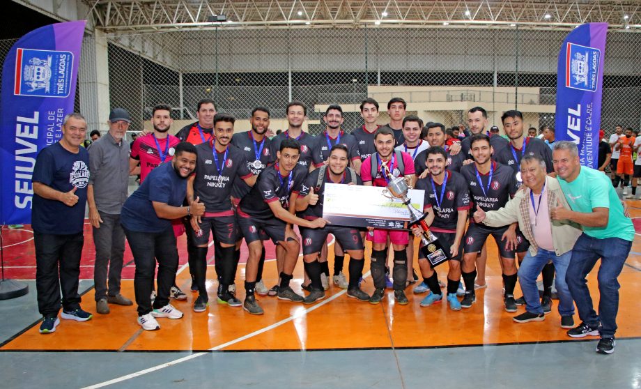 Associação Esportiva Cavaquinho e X1 Jari são os campeões do Campeonato Municipal de Futsal Masculino – Séries A e B Associação Esportiva Cavaquinho e X1 Jari são os campeões do Campeonato Municipal de Futsal Masculino – Séries A e B