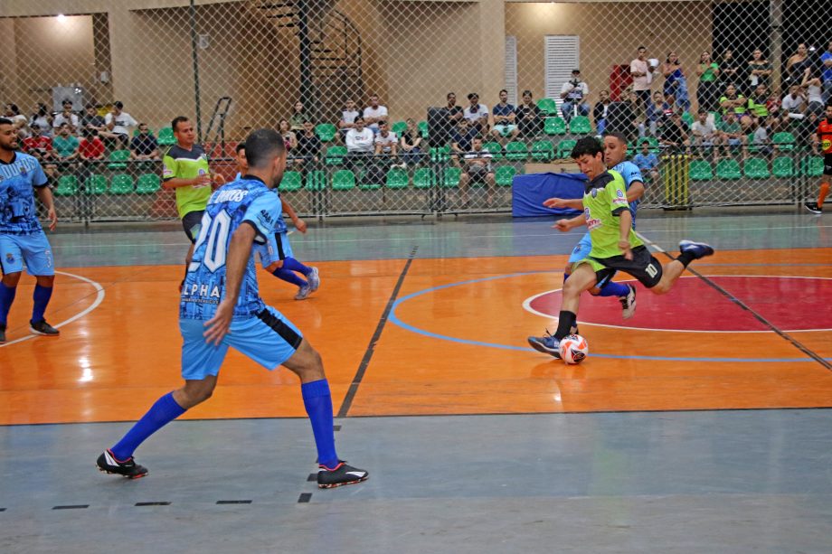 Associação Esportiva Cavaquinho e X1 Jari são os campeões do Campeonato Municipal de Futsal Masculino – Séries A e B Associação Esportiva Cavaquinho e X1 Jari são os campeões do Campeonato Municipal de Futsal Masculino – Séries A e B