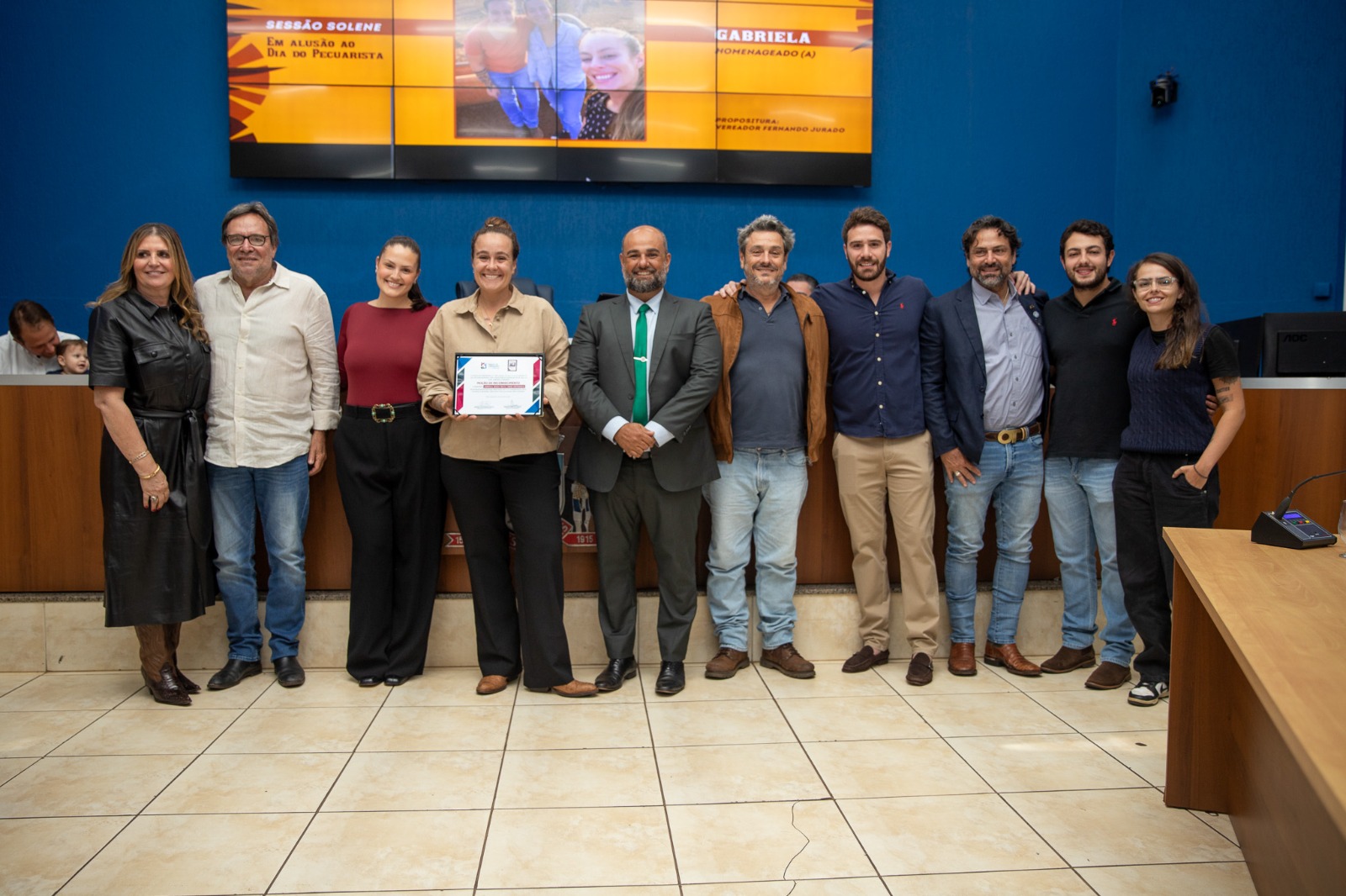Pecuaristas são homenageados em sessão solene na Câmara de Três Lagoas Pecuaristas são homenageados em sessão solene na Câmara de Três Lagoas