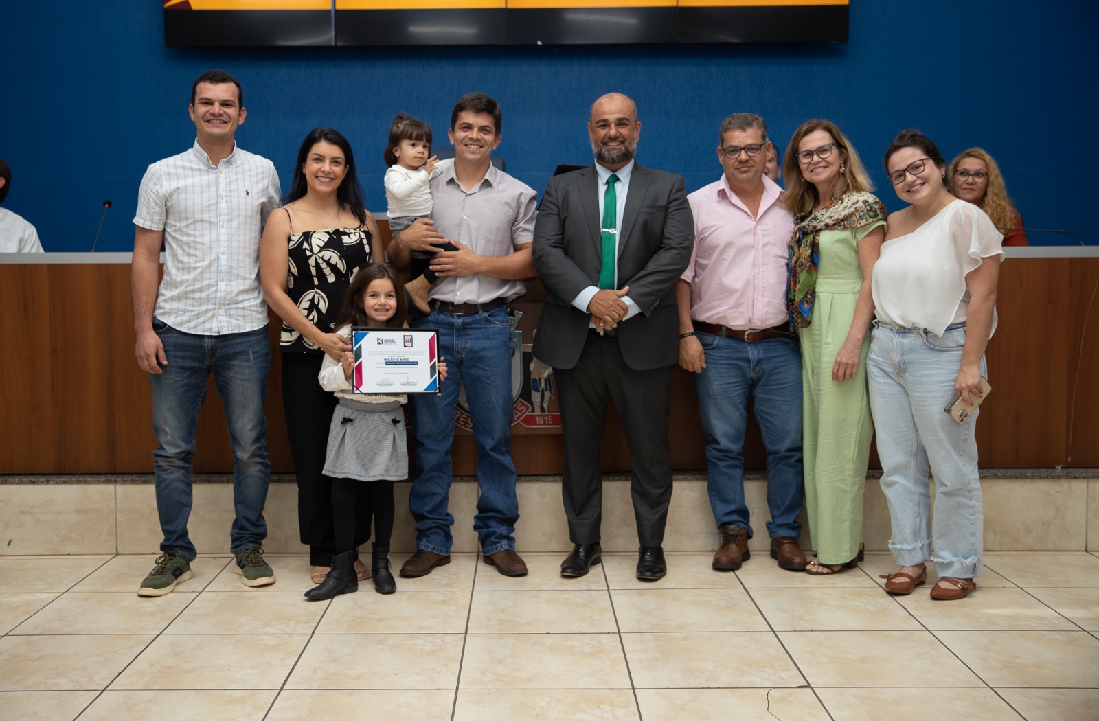 Pecuaristas são homenageados em sessão solene na Câmara de Três Lagoas Pecuaristas são homenageados em sessão solene na Câmara de Três Lagoas