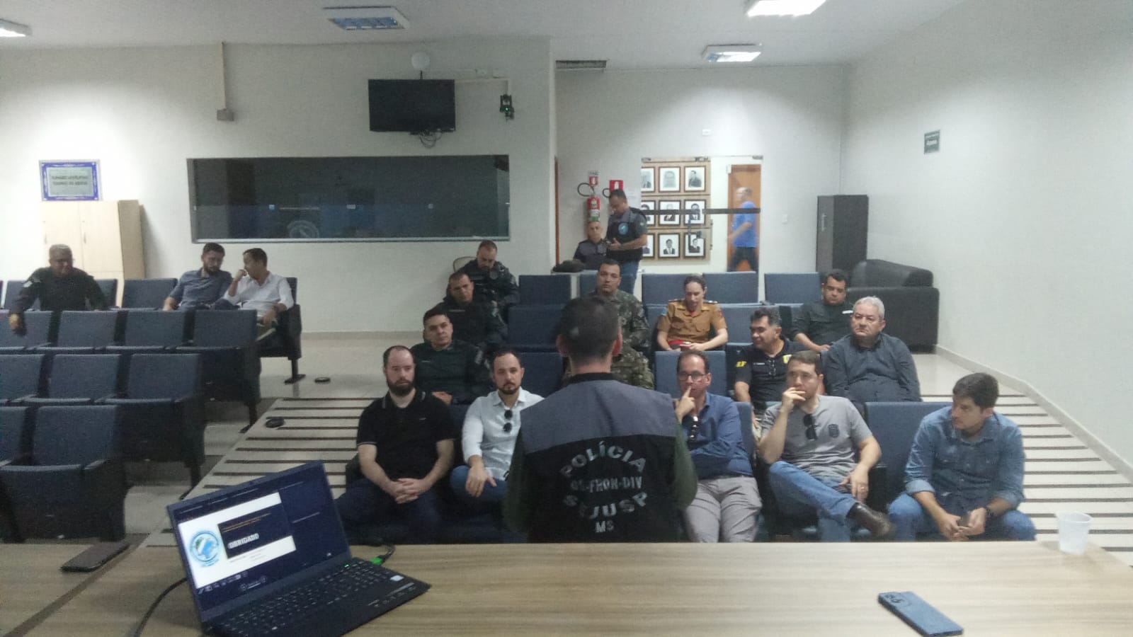 Três Lagoas recebe reunião estratégica com forças policiais para reforçar integração na Segurança Pública Três Lagoas recebe reunião estratégica com forças policiais para reforçar integração na Segurança Pública