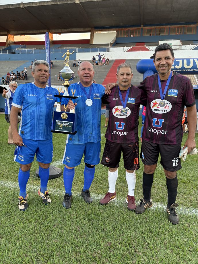 CAMPEONATO SÊNIOR – Mais Tintas / OT Marrucos levanta a taça em final eletrizante CAMPEONATO SÊNIOR – Mais Tintas / OT Marrucos levanta a taça em final eletrizante