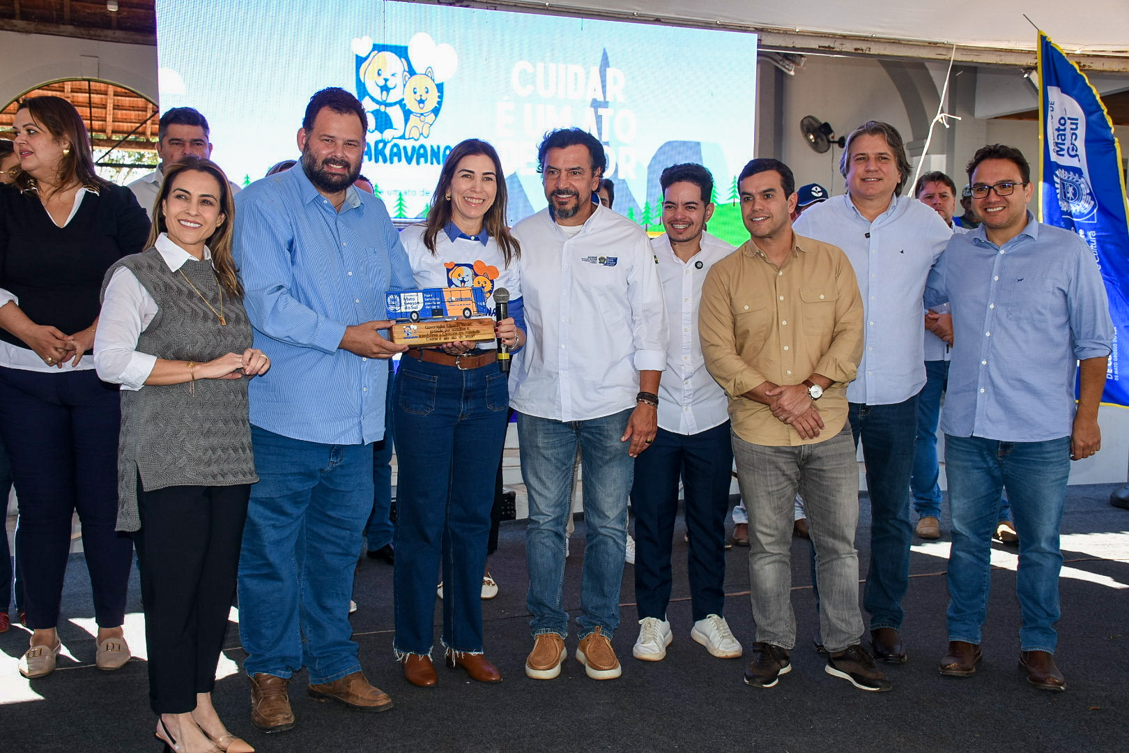 Com estrutura inédita, atendimentos da Caravana da Castração mostram impacto direto na população Com estrutura inédita, atendimentos da Caravana da Castração mostram impacto direto na população