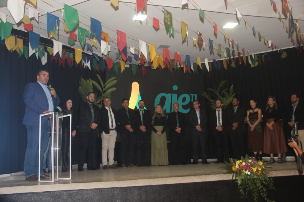 Com representatividade, AJE Três Lagoas tem nova presidência Com representatividade, AJE Três Lagoas tem nova presidência