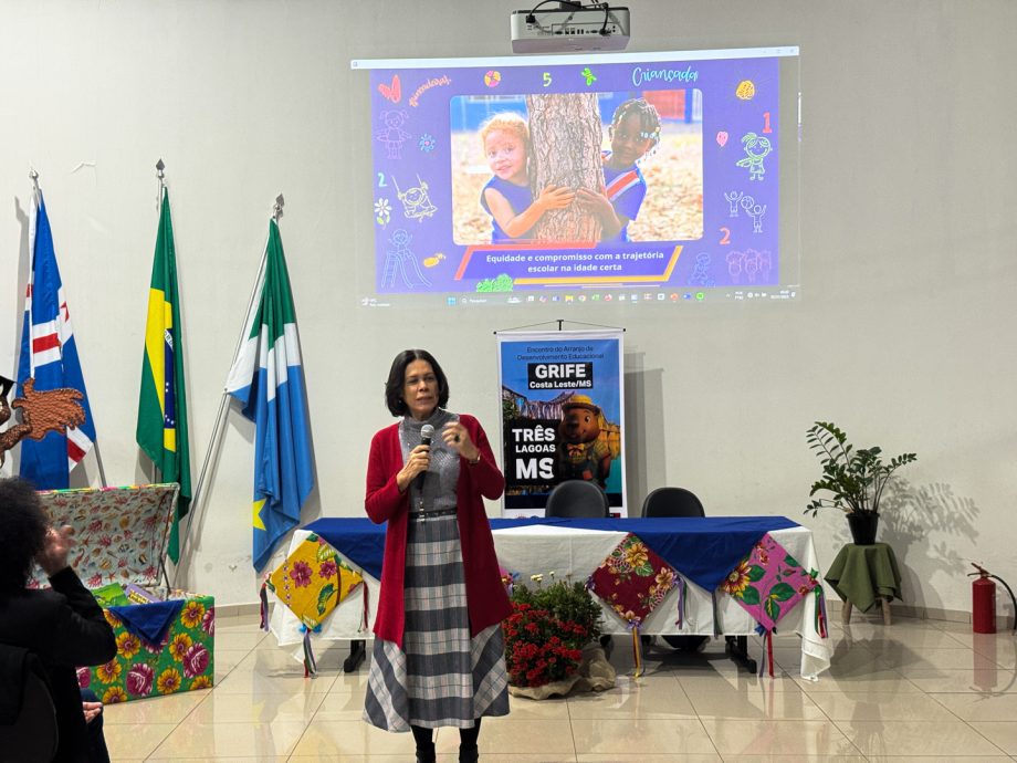 Três Lagoas recebe encontro que busca qualificar a educação pública na Costa Leste