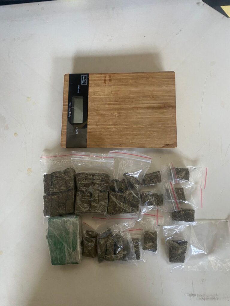 PM apreende drogas e produtos furtados de clube em Três Lagoas