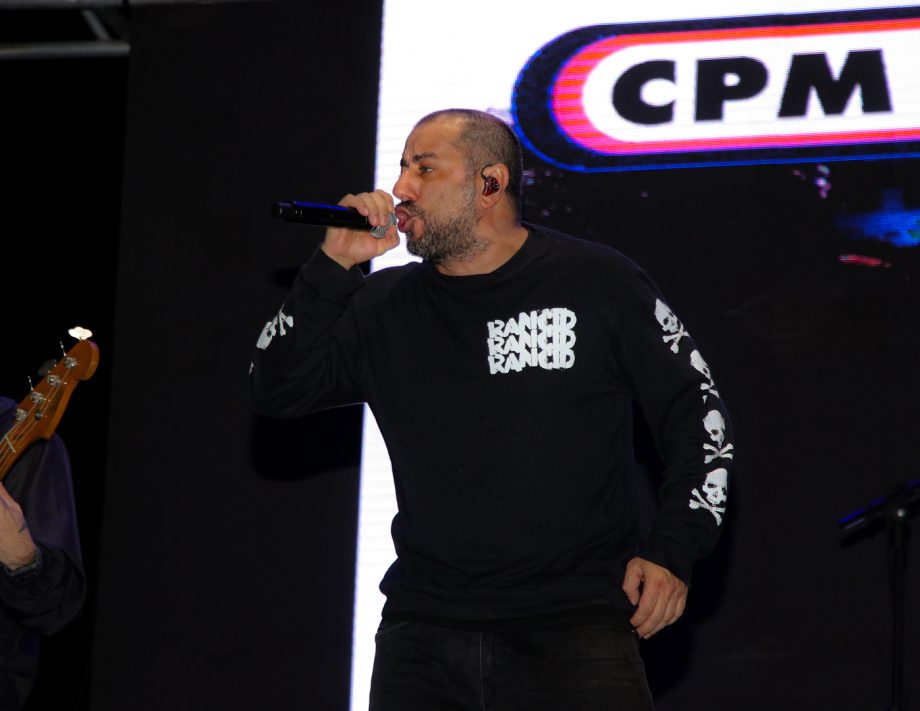 CPM 22 esquenta a primeira noite do Motoshow em Três Lagoas