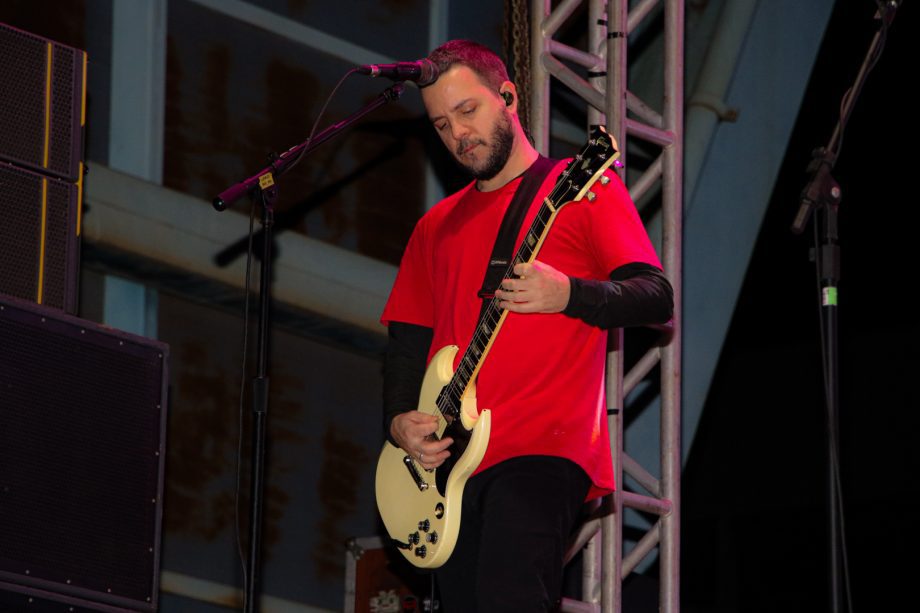 CPM 22 esquenta a primeira noite do Motoshow em Três Lagoas