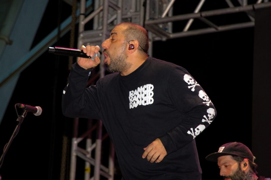 CPM 22 esquenta a primeira noite do Motoshow em Três Lagoas