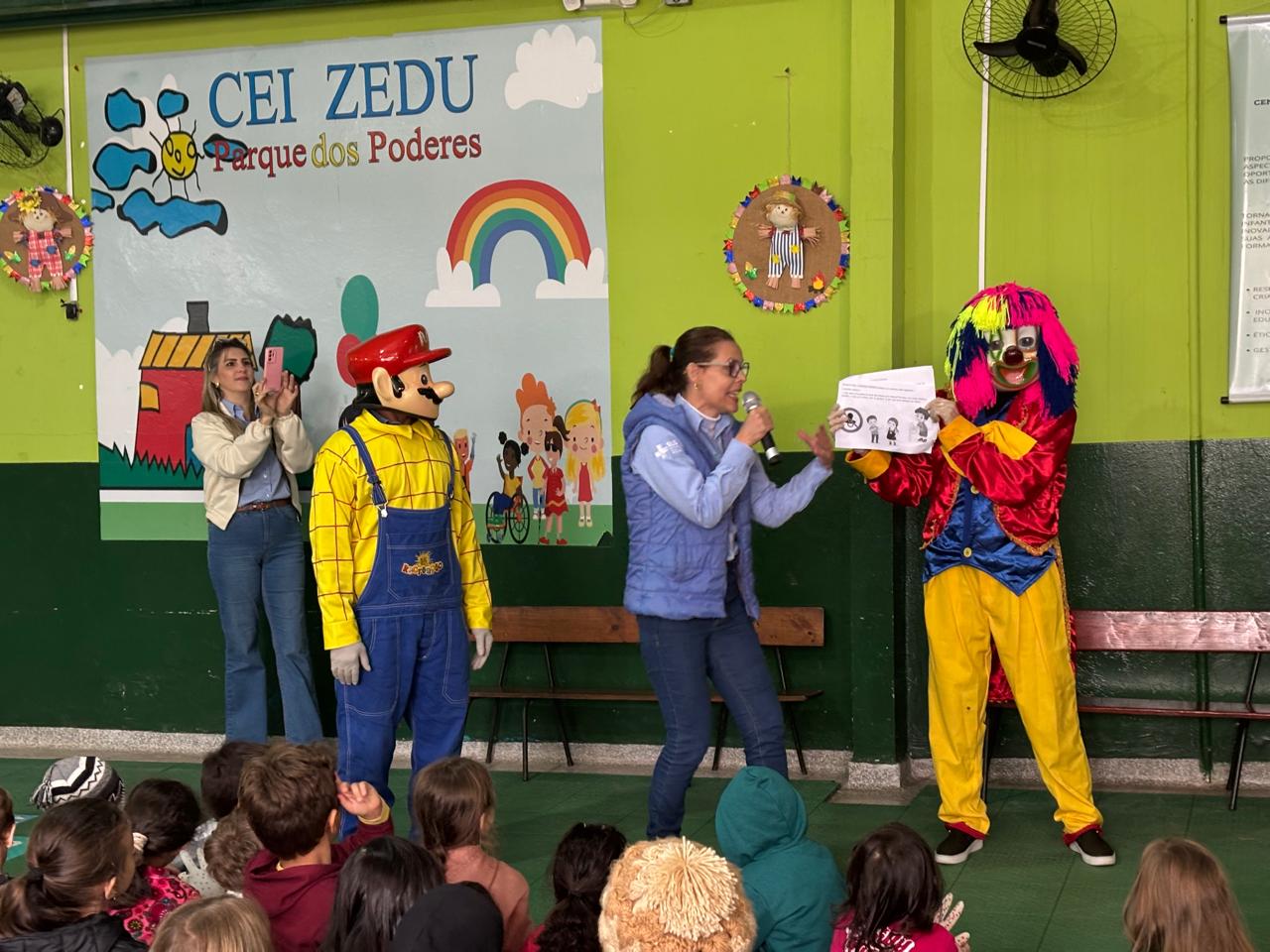 SES promove ação lúdica para prevenir síndrome Mão-Pé-Boca com crianças do CEI Zedu SES promove ação lúdica para prevenir síndrome Mão-Pé-Boca com crianças do CEI Zedu