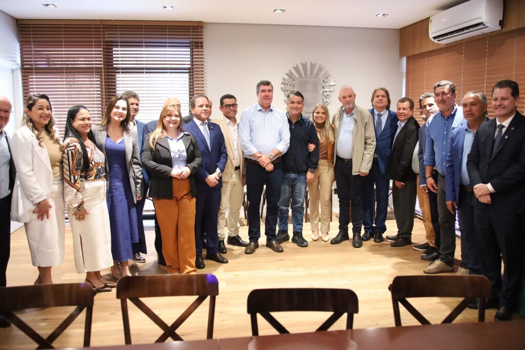 Santa Rita do Pardo vai ganhar pavimentação, ampliação de hospital e obra no Polo Industrial Santa Rita do Pardo vai ganhar pavimentação, ampliação de hospital e obra no Polo Industrial
