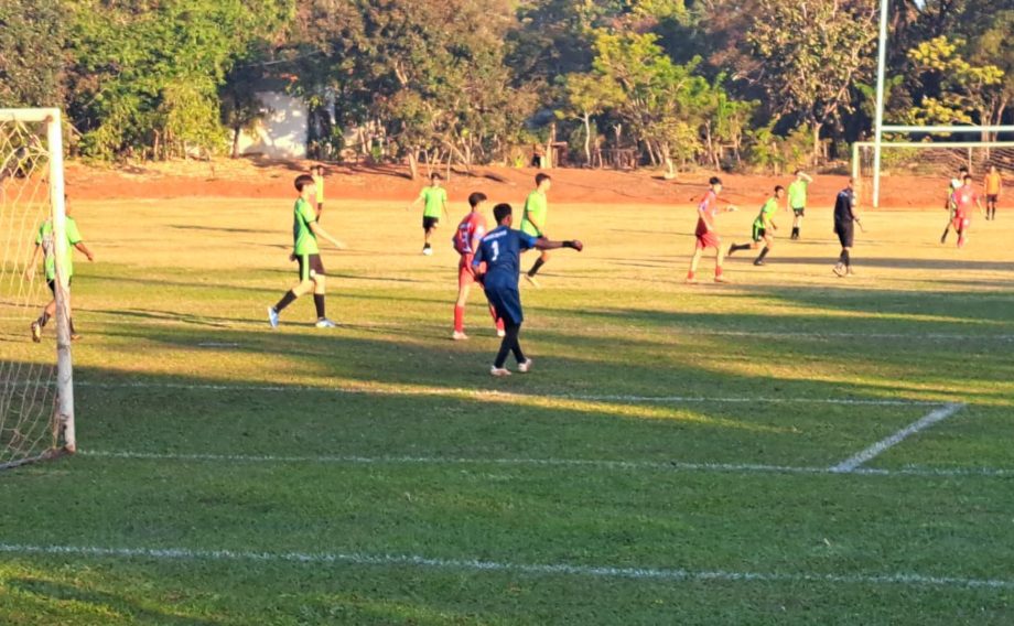 FUTEBOL DE BASE EM ALTA – Oito atletas de Três Lagoas são aprovados em seletivas para times de MS FUTEBOL DE BASE EM ALTA – Oito atletas de Três Lagoas são aprovados em seletivas para times de MS