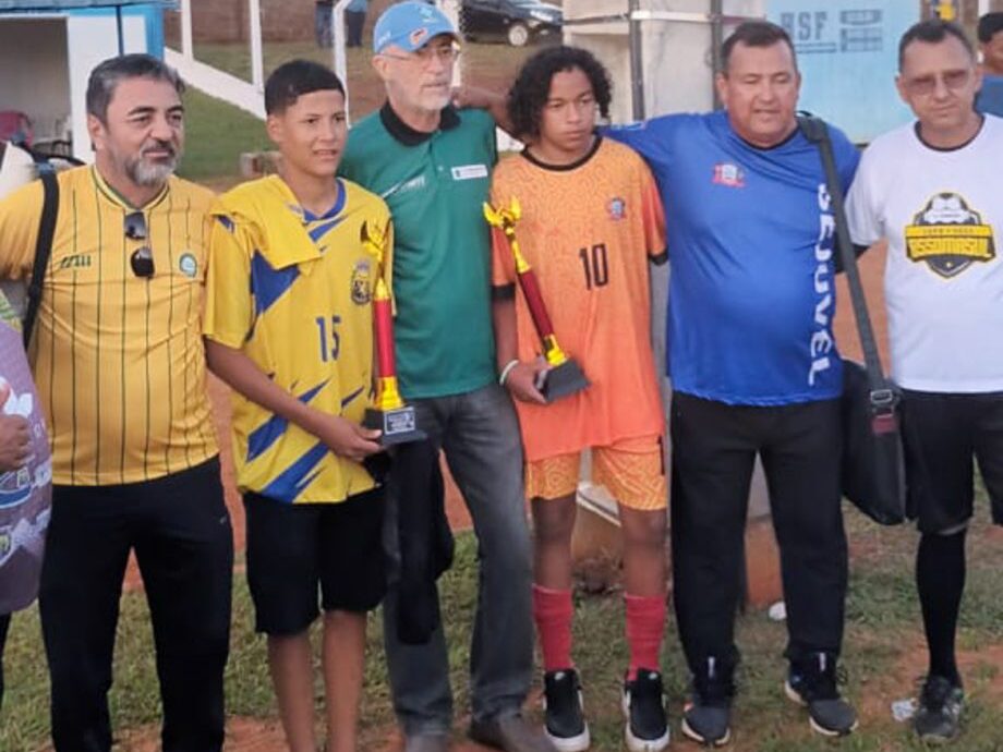 FUTEBOL DE BASE EM ALTA – Oito atletas de Três Lagoas são aprovados em seletivas para times de MS FUTEBOL DE BASE EM ALTA – Oito atletas de Três Lagoas são aprovados em seletivas para times de MS