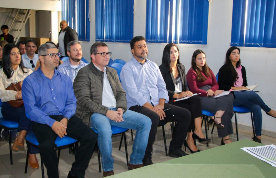 Prefeitura dá posse ao novo Conselho Municipal de Desenvolvimento Econômico