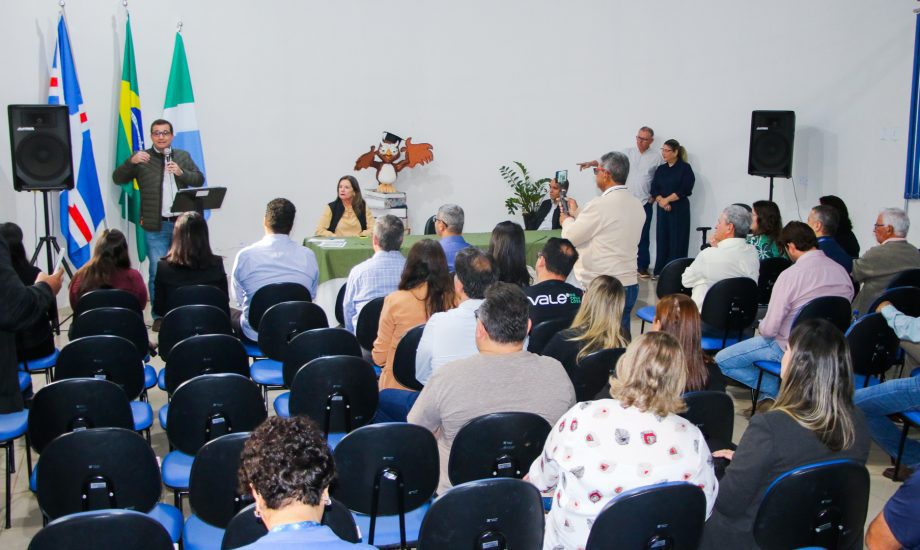 Prefeitura dá posse ao novo Conselho Municipal de Desenvolvimento Econômico