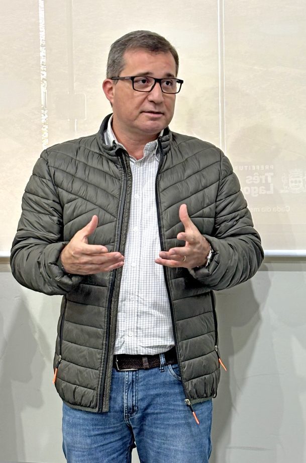 Novos membros tomam posse no Conselho Municipal de Habitação de Três Lagoas Novos membros tomam posse no Conselho Municipal de Habitação de Três Lagoas
