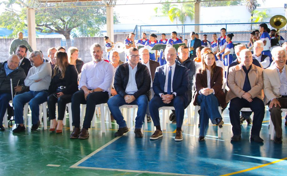 Prefeitura e União oficializam doação de áreas públicas após 30 anos de espera Prefeitura e União oficializam doação de áreas públicas após 30 anos de espera