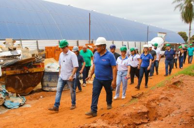 Prefeito Dr. Cassiano Maia visita obras do Shopping Popular e reforça compromisso com os lojistas Prefeito Dr. Cassiano Maia visita obras do Shopping Popular e reforça compromisso com os lojistas