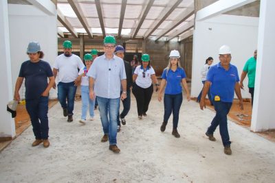 Prefeito Dr. Cassiano Maia visita obras do Shopping Popular e reforça compromisso com os lojistas Prefeito Dr. Cassiano Maia visita obras do Shopping Popular e reforça compromisso com os lojistas