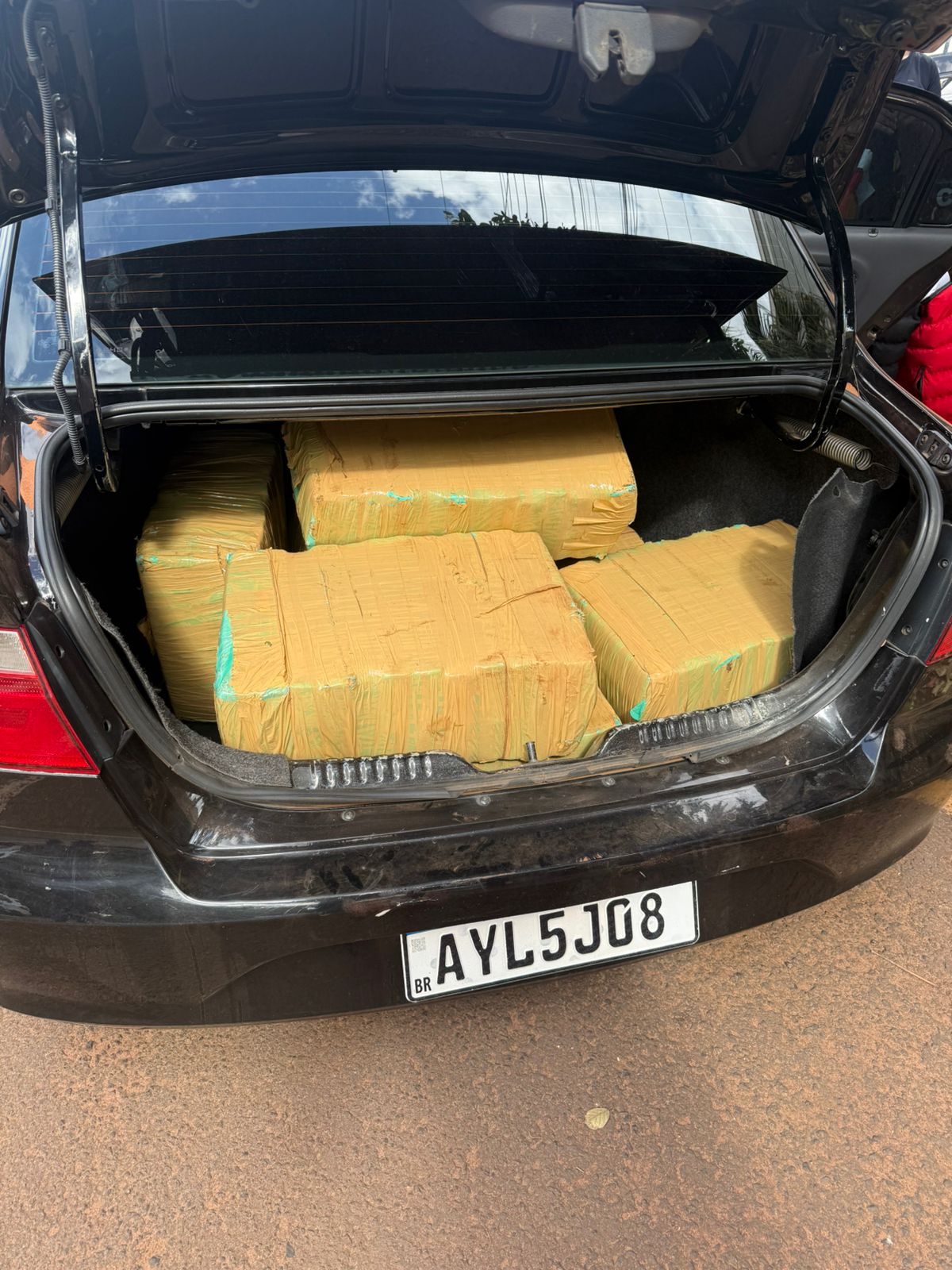 Polícia Civil apreende carga com mais de meia tonelada de maconha e prende homem em flagrante em Nova Andradina