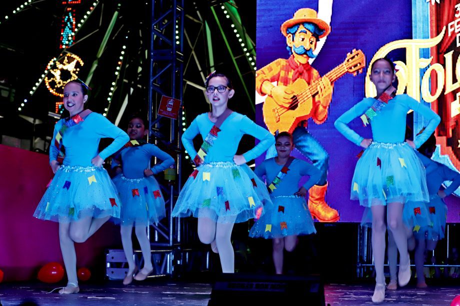 GALERIA DE FOTOS – Confira como foi a primeira noite da 35ª edição da Festa do Folclore GALERIA DE FOTOS – Confira como foi a primeira noite da 35ª edição da Festa do Folclore