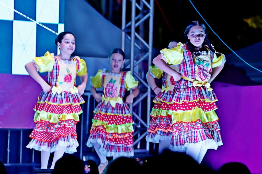 GALERIA DE FOTOS – Confira como foi a primeira noite da 35ª edição da Festa do Folclore GALERIA DE FOTOS – Confira como foi a primeira noite da 35ª edição da Festa do Folclore