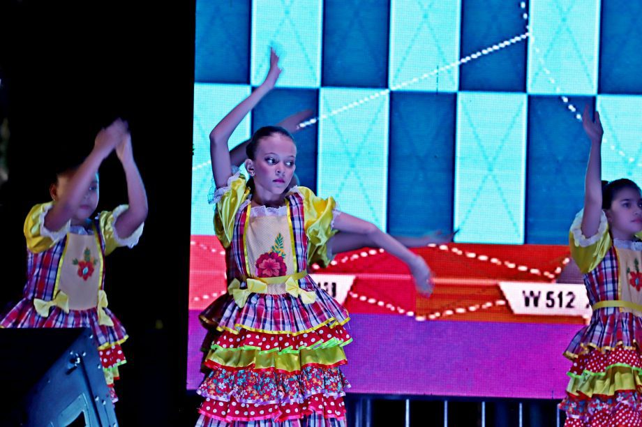 GALERIA DE FOTOS – Confira como foi a primeira noite da 35ª edição da Festa do Folclore GALERIA DE FOTOS – Confira como foi a primeira noite da 35ª edição da Festa do Folclore