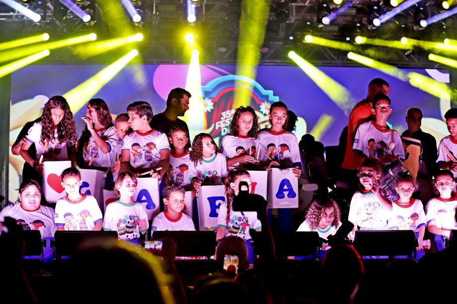 GALERIA DE FOTOS – Confira como foi a primeira noite da 35ª edição da Festa do Folclore GALERIA DE FOTOS – Confira como foi a primeira noite da 35ª edição da Festa do Folclore