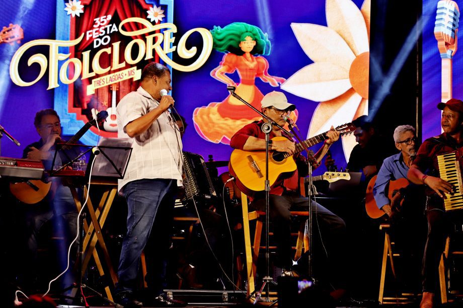 GALERIA DE FOTOS – Confira como foi a primeira noite da 35ª edição da Festa do Folclore GALERIA DE FOTOS – Confira como foi a primeira noite da 35ª edição da Festa do Folclore