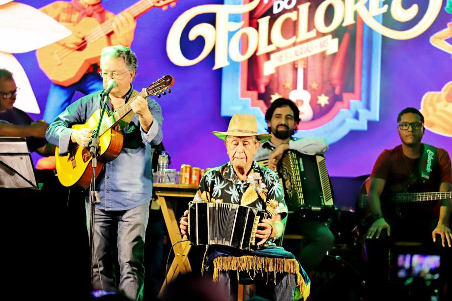 GALERIA DE FOTOS – Confira como foi a primeira noite da 35ª edição da Festa do Folclore GALERIA DE FOTOS – Confira como foi a primeira noite da 35ª edição da Festa do Folclore