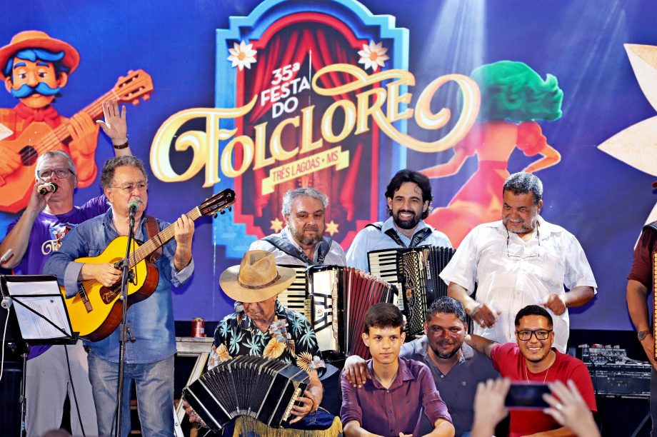 GALERIA DE FOTOS – Confira como foi a primeira noite da 35ª edição da Festa do Folclore GALERIA DE FOTOS – Confira como foi a primeira noite da 35ª edição da Festa do Folclore