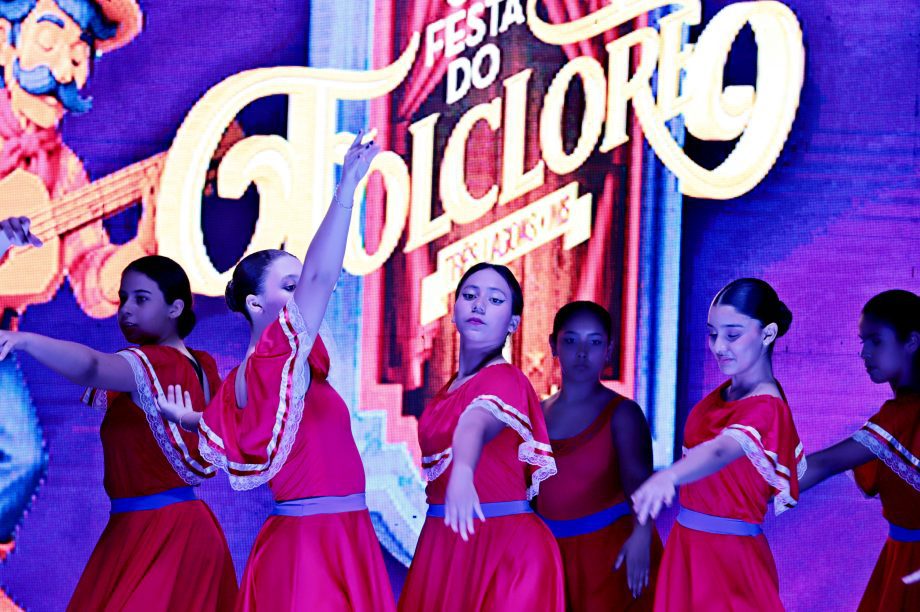 GALERIA DE FOTOS – Confira como foi a primeira noite da 35ª edição da Festa do Folclore GALERIA DE FOTOS – Confira como foi a primeira noite da 35ª edição da Festa do Folclore