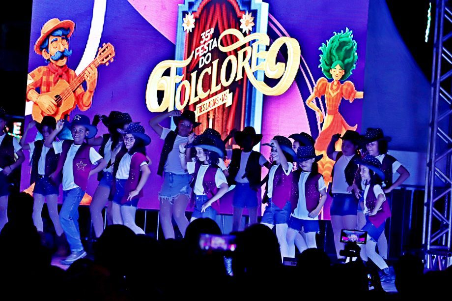 GALERIA DE FOTOS – Confira como foi a primeira noite da 35ª edição da Festa do Folclore GALERIA DE FOTOS – Confira como foi a primeira noite da 35ª edição da Festa do Folclore
