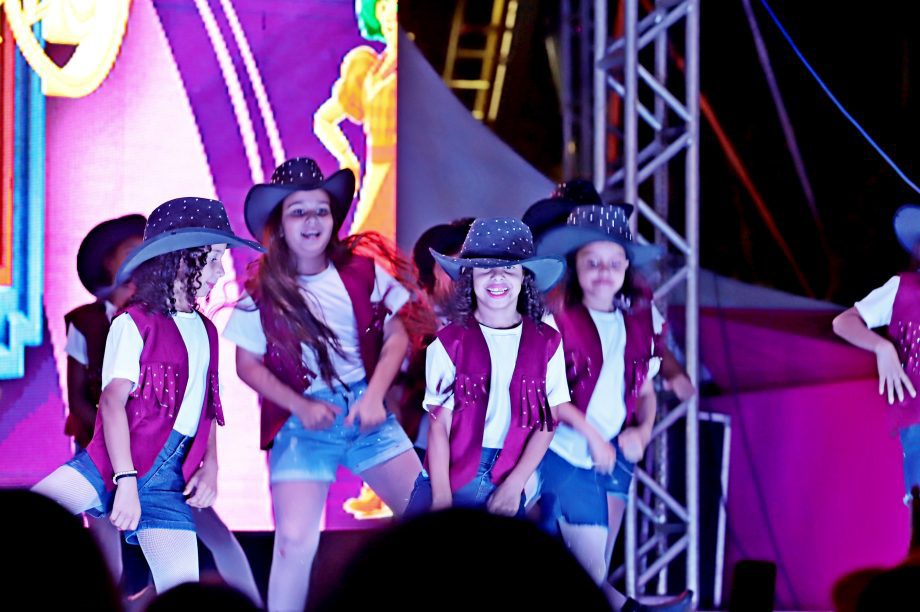 GALERIA DE FOTOS – Confira como foi a primeira noite da 35ª edição da Festa do Folclore GALERIA DE FOTOS – Confira como foi a primeira noite da 35ª edição da Festa do Folclore