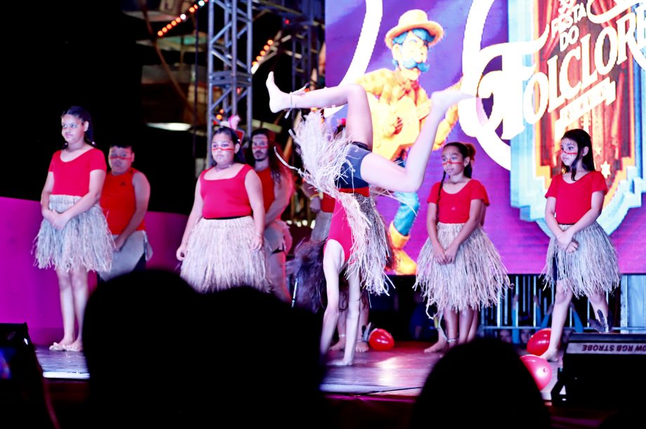 GALERIA DE FOTOS – Confira como foi a primeira noite da 35ª edição da Festa do Folclore GALERIA DE FOTOS – Confira como foi a primeira noite da 35ª edição da Festa do Folclore