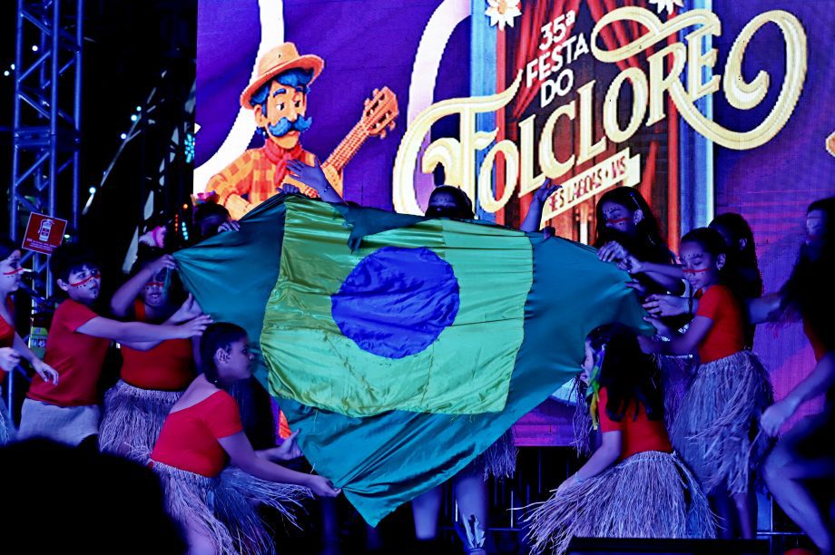 GALERIA DE FOTOS – Confira como foi a primeira noite da 35ª edição da Festa do Folclore GALERIA DE FOTOS – Confira como foi a primeira noite da 35ª edição da Festa do Folclore