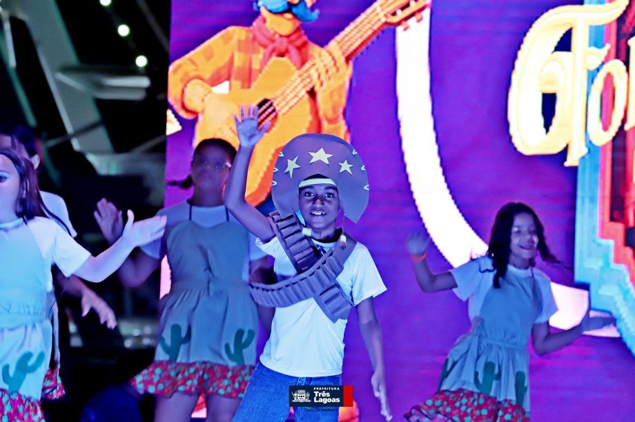 GALERIA DE FOTOS – Confira como foi a primeira noite da 35ª edição da Festa do Folclore GALERIA DE FOTOS – Confira como foi a primeira noite da 35ª edição da Festa do Folclore