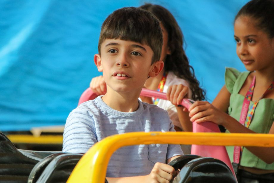 DIA DO SILÊNCIO – Crianças com deficiência ganham dia exclusivo na 35ª Festa do Folclore DIA DO SILÊNCIO – Crianças com deficiência ganham dia exclusivo na 35ª Festa do Folclore