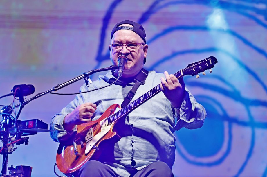 35ª Festa do Folclore encerra com show histórico dos Paralamas do Sucesso em Três Lagoas