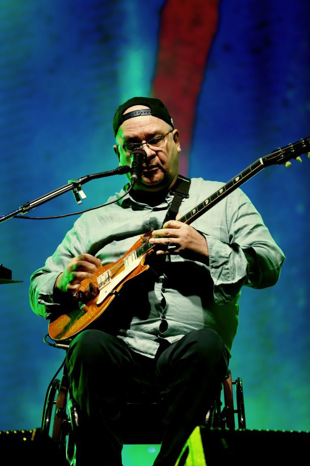 35ª Festa do Folclore encerra com show histórico dos Paralamas do Sucesso em Três Lagoas