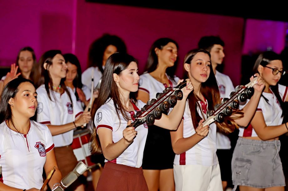 35ª Festa do Folclore encerra com show histórico dos Paralamas do Sucesso em Três Lagoas
