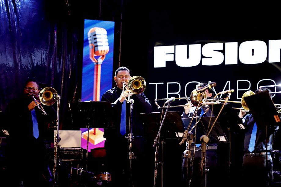 35ª Festa do Folclore encerra com show histórico dos Paralamas do Sucesso em Três Lagoas